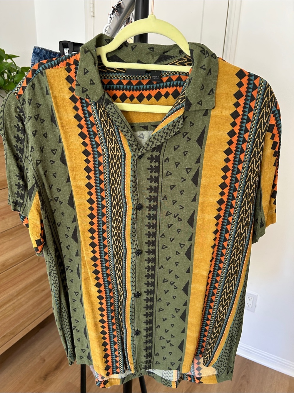 ASOS Button Up. Size small. PTP 22”.